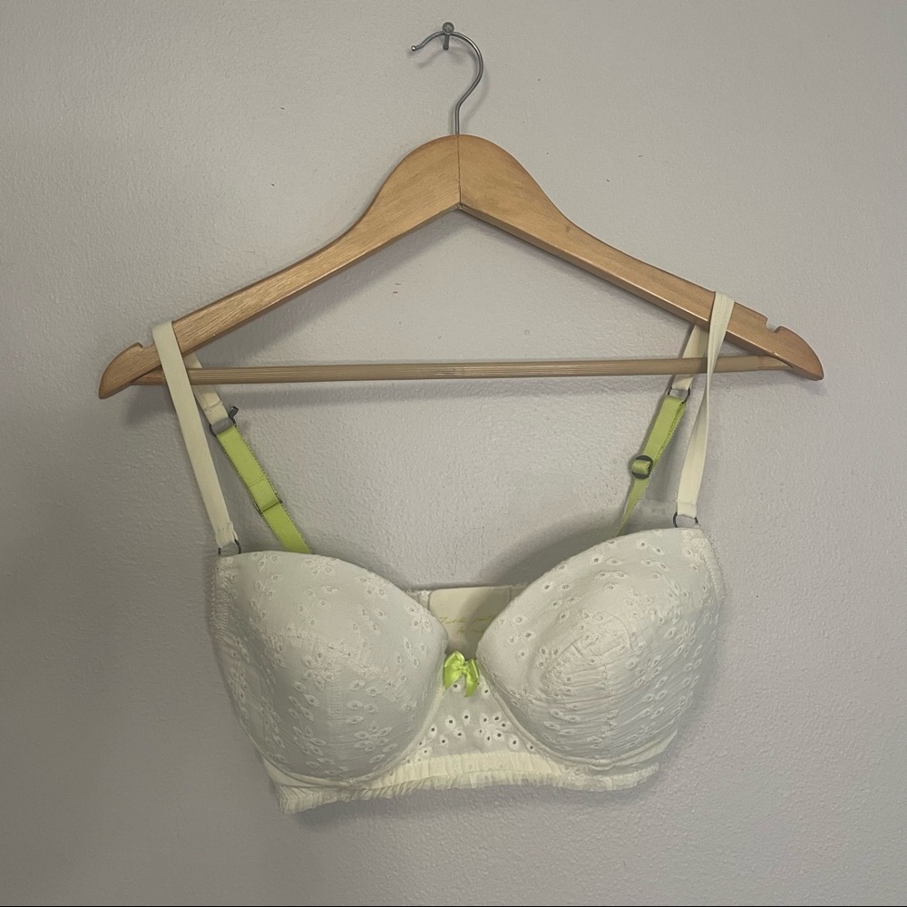 White Eyelet Padded Underwire Bra